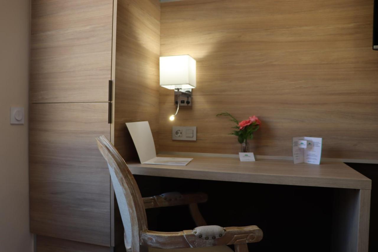 Hotel Rose des Pyrénées à Belvianes-et-Cavirac Extérieur photo